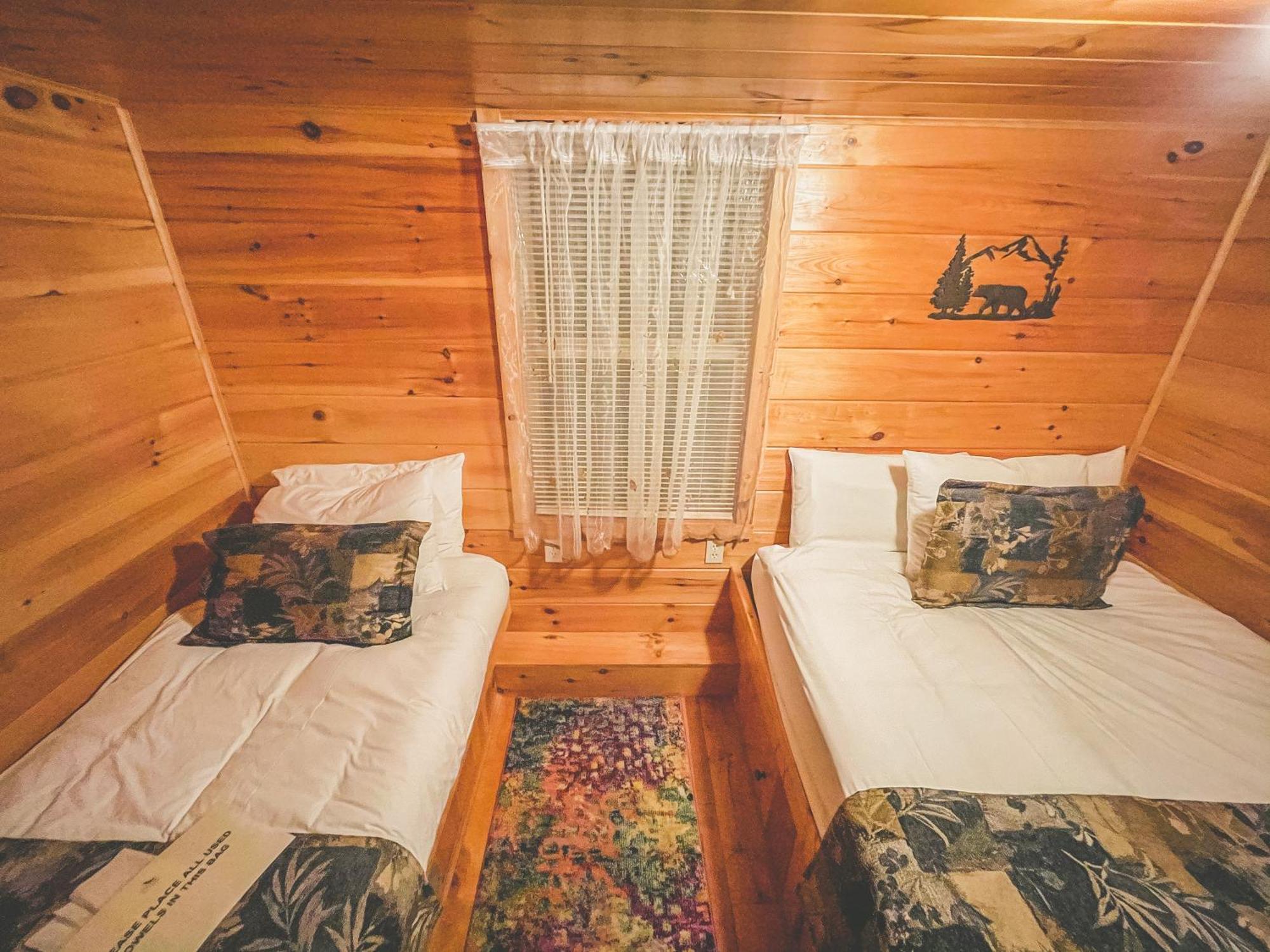 Motel Long Lake And Cottages ห้อง รูปภาพ