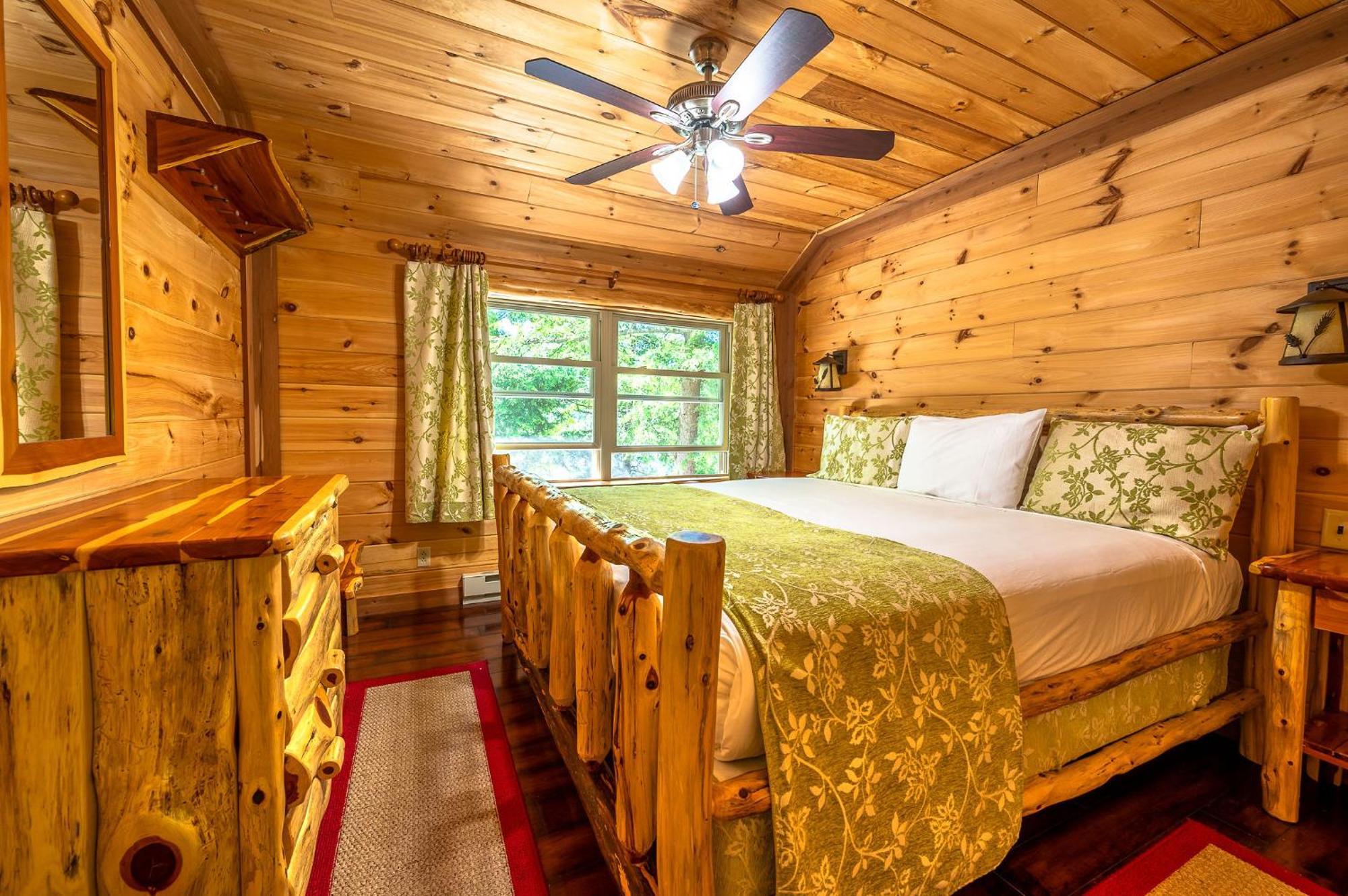 Motel Long Lake And Cottages ภายนอก รูปภาพ